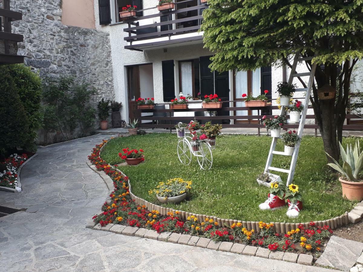 Da Mara Lago Di Como Sormano Bagian luar foto