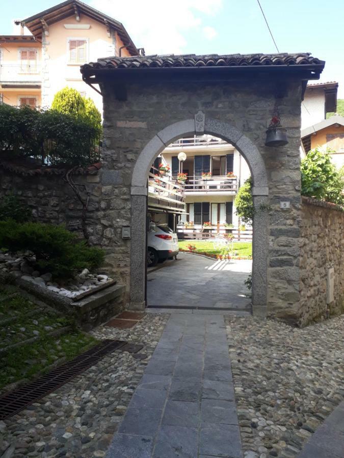Da Mara Lago Di Como Sormano Bagian luar foto